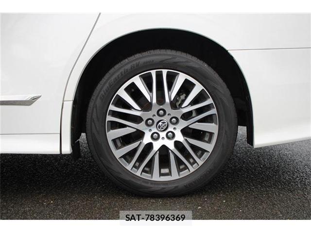 Toyota ALPHARD 2015-08 8665761-25