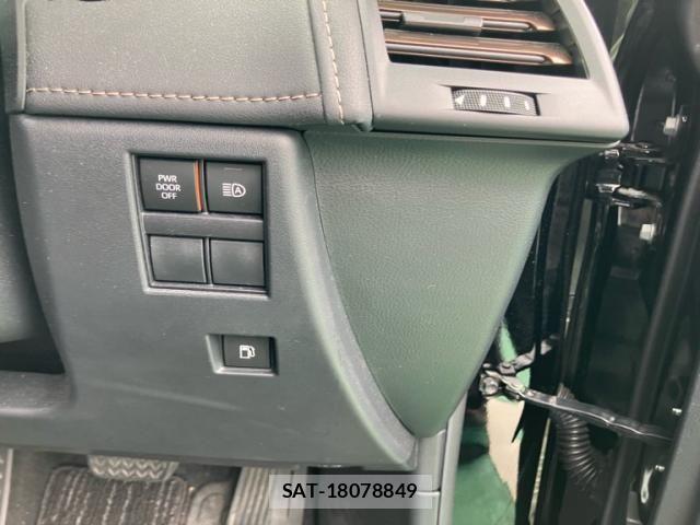 Toyota ALPHARD 2024-06 8657763-13