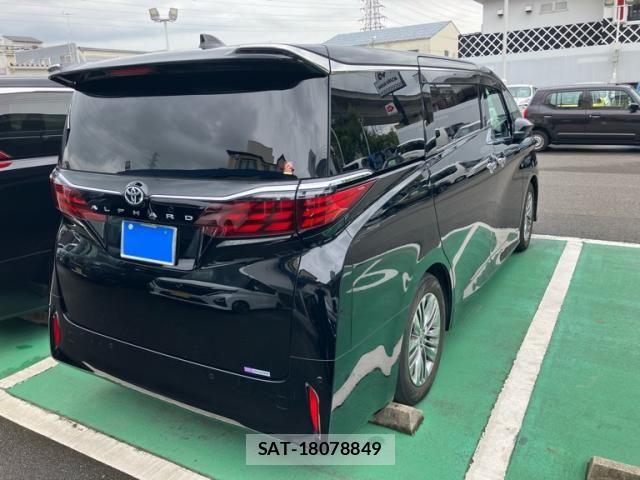 Toyota ALPHARD 2024-06 8657763-3