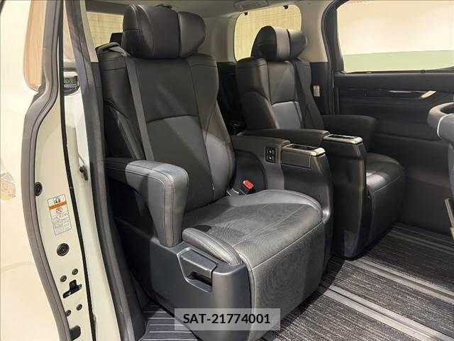 Toyota ALPHARD 2020-06 8657818-10
