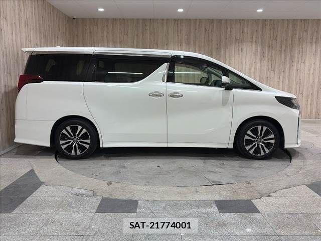 Toyota ALPHARD 2020-06 8657818-19