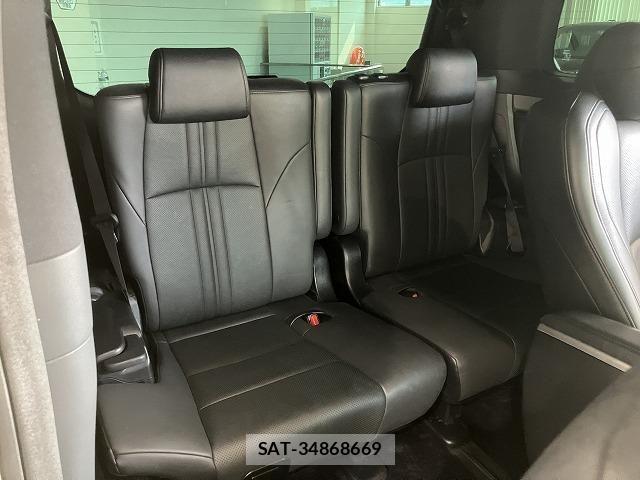 Toyota ALPHARD 2019-01 8657789-11