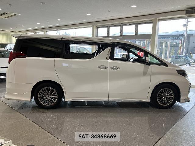 Toyota ALPHARD 2019-01 8657789-19