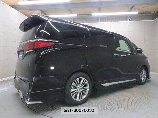 Toyota ALPHARD 2024-10 8657762-1