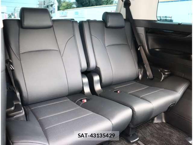 Toyota ALPHARD 2018-04 8657792-7