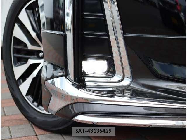 Toyota ALPHARD 2018-04 8657792-14