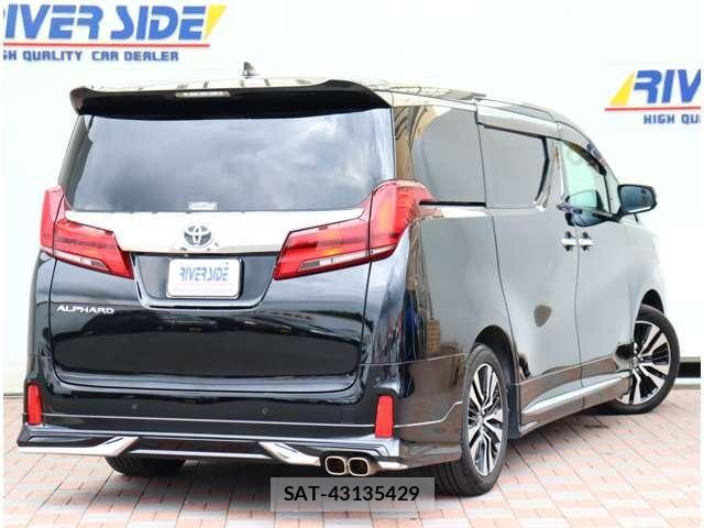 Toyota ALPHARD 2018-04 8657792-2