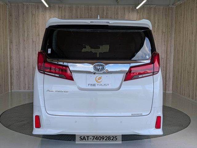 Toyota ALPHARD 2021-08 8657823-19