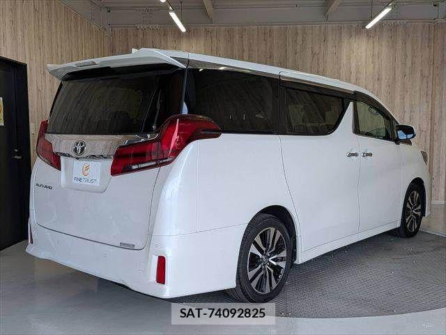 Toyota ALPHARD 2021-08 8657823-20