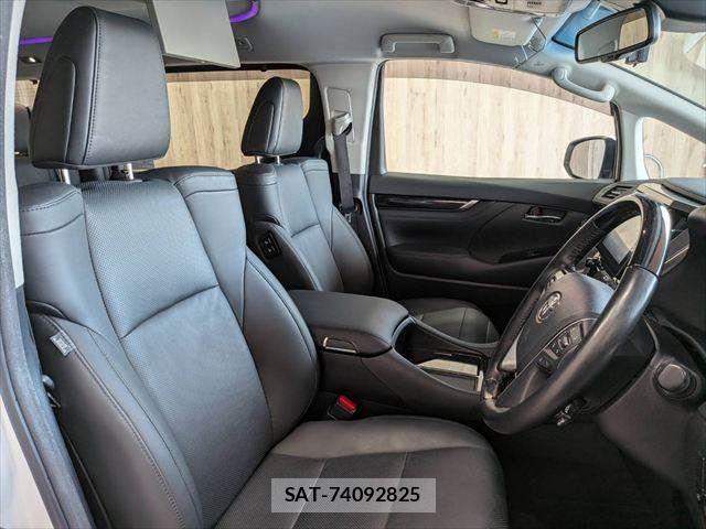 Toyota ALPHARD 2021-08 8657823-8