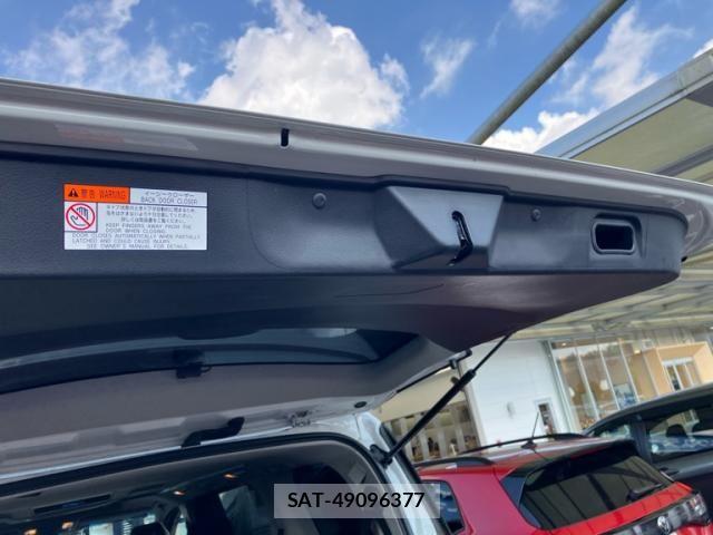 Toyota ALPHARD 2022-11 8665758-16