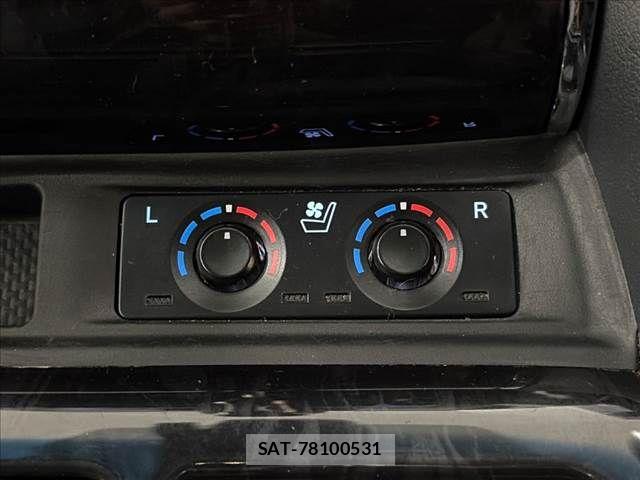 Toyota ALPHARD 2019-04 8657807-9