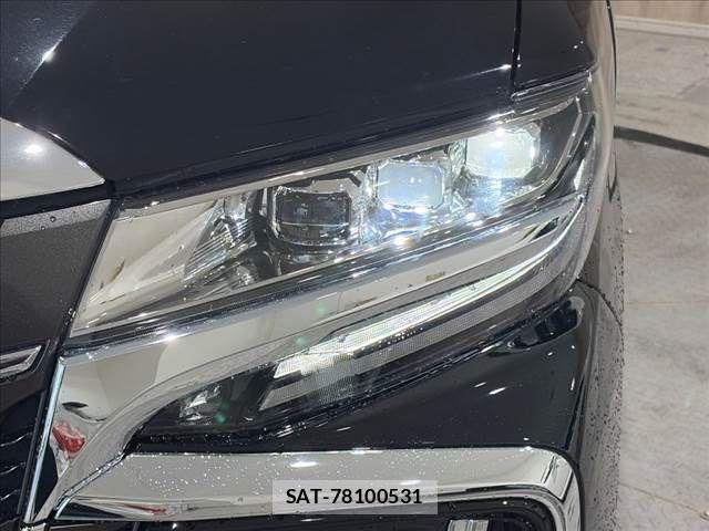 Toyota ALPHARD 2019-04 8657807-15