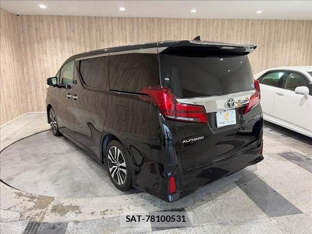 Toyota ALPHARD 2019-04 8657807-23