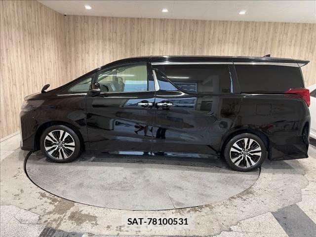 Toyota ALPHARD 2019-04 8657807-24