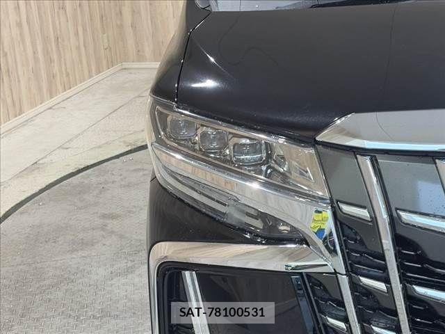 Toyota ALPHARD 2019-04 8657807-26