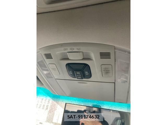 Toyota ALPHARD 2012-01 8657837-18