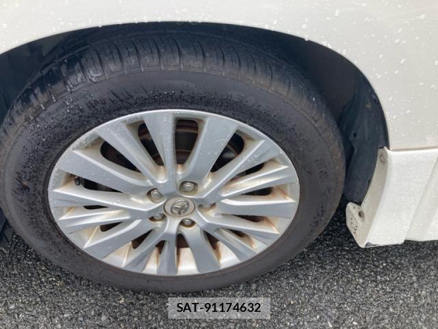 Toyota ALPHARD 2012-01 8657837-7