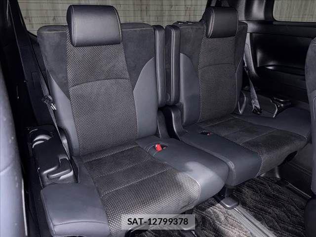 Toyota ALPHARD 2021-04 8665759-10
