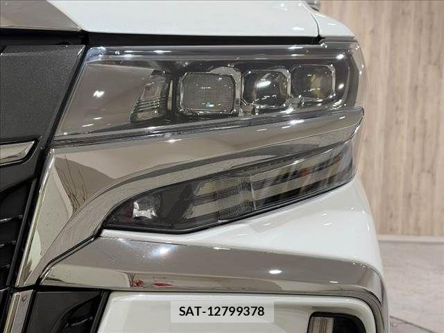 Toyota ALPHARD 2021-04 8665759-24