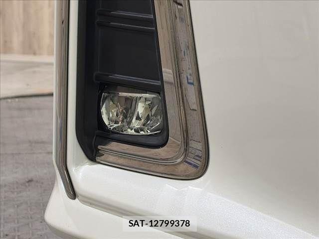 Toyota ALPHARD 2021-04 8665759-25