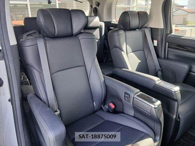 Toyota ALPHARD 2021-07 8657817-9