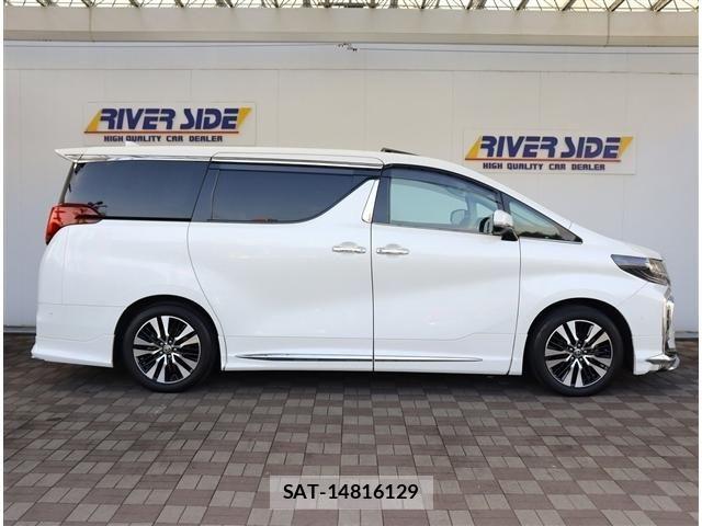 Toyota ALPHARD 2022-11 8657780-3