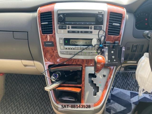 Toyota ALPHARD 2004-07 8665764-21