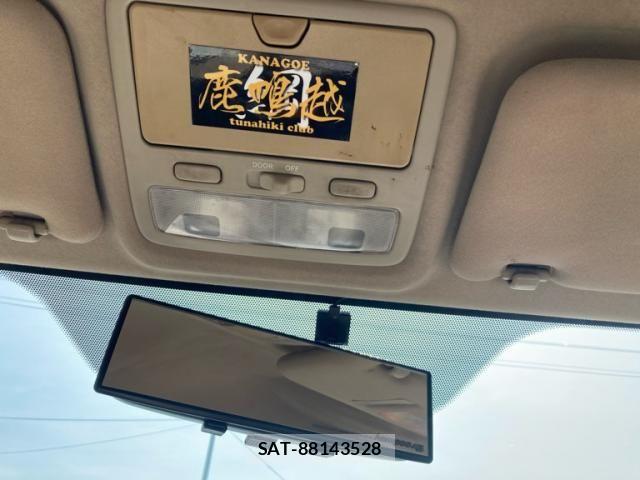 Toyota ALPHARD 2004-07 8665764-23