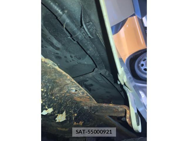 Toyota ALPHARD 2011-01 8657846-20