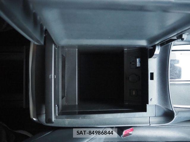 Toyota ALPHARD 2020-09 8657819-16