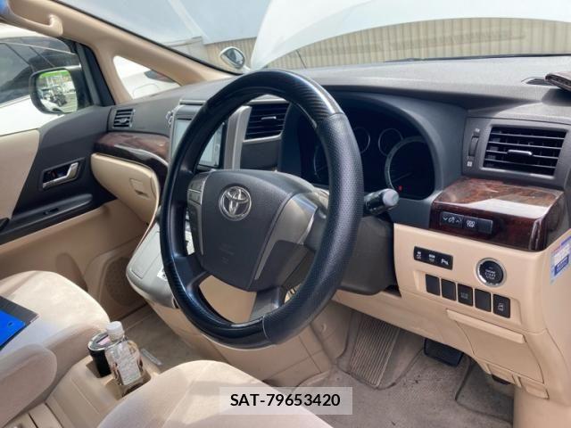 Toyota ALPHARD 2013-04 8657831-13