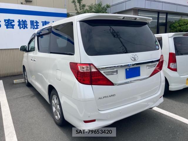 Toyota ALPHARD 2013-04 8657831-2