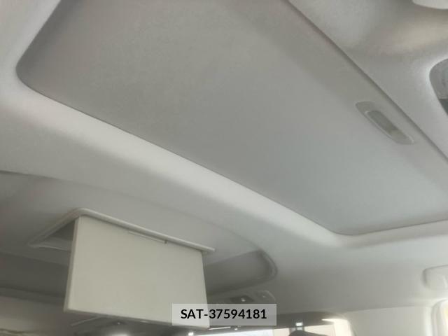 Toyota ALPHARD 2021-11 8657797-26