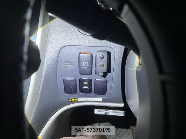 Toyota ALPHARD 2004-12 8657844-19