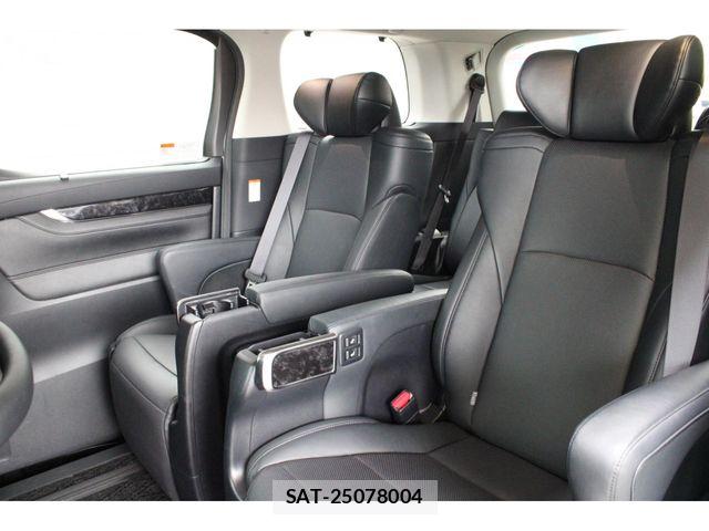 Toyota ALPHARD 2019-03 8685095-3