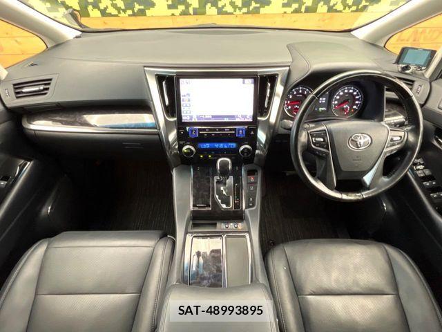 Toyota ALPHARD 2018-03 8685101-1