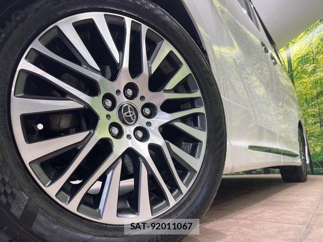 Toyota ALPHARD 2016-03 8685106-13
