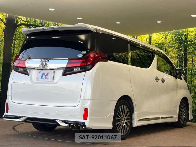 Toyota ALPHARD 2016-03 8685106-17
