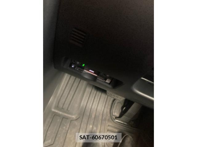 Toyota ALPHARD 2025-06 8685079-21