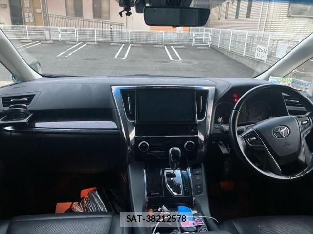 Toyota ALPHARD 2019-03 8685102-20