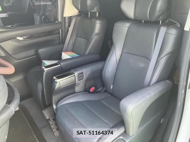 Toyota ALPHARD 2022-08 8685084-14