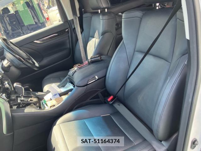 Toyota ALPHARD 2022-08 8685084-15