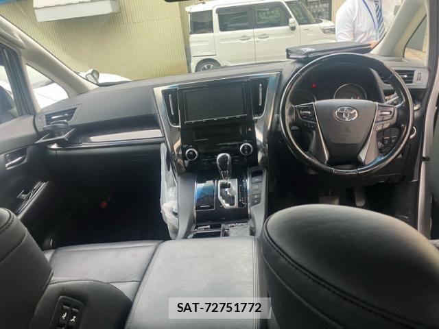 Toyota ALPHARD 2018-05 8685107-16