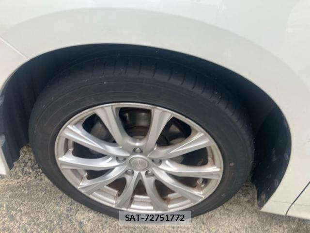 Toyota ALPHARD 2018-05 8685107-8