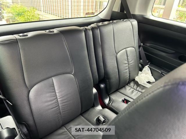 Toyota ALPHARD 2016-04 8740196-9