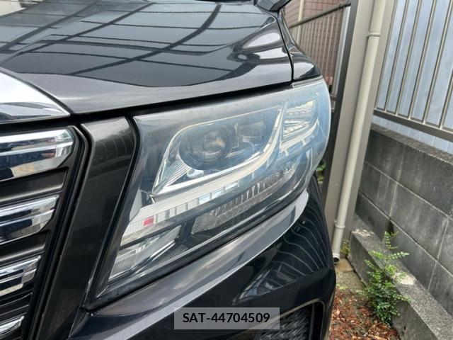 Toyota ALPHARD 2016-04 8740196-3