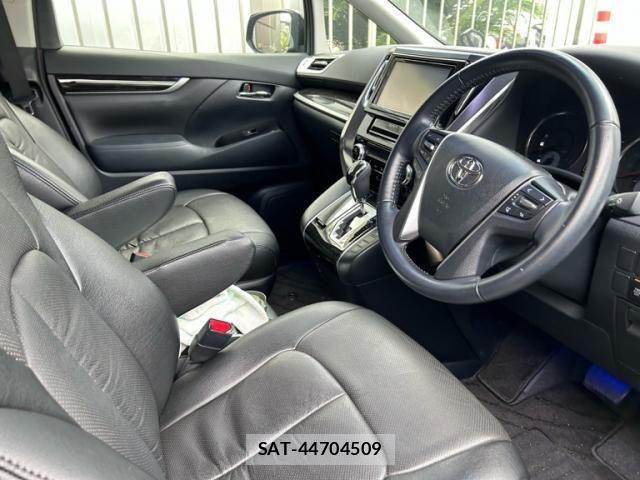 Toyota ALPHARD 2016-04 8740196-6