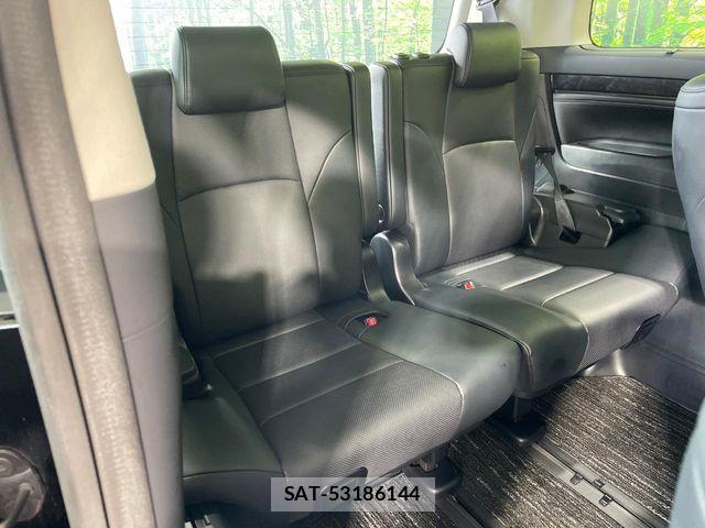 Toyota ALPHARD 2018-04 8740181-10