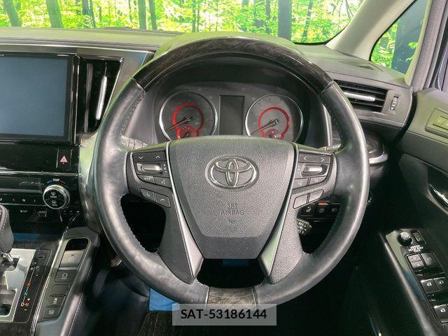 Toyota ALPHARD 2018-04 8740181-12